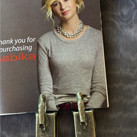 Sabika Crystal Earrings - Picture 2 of 4